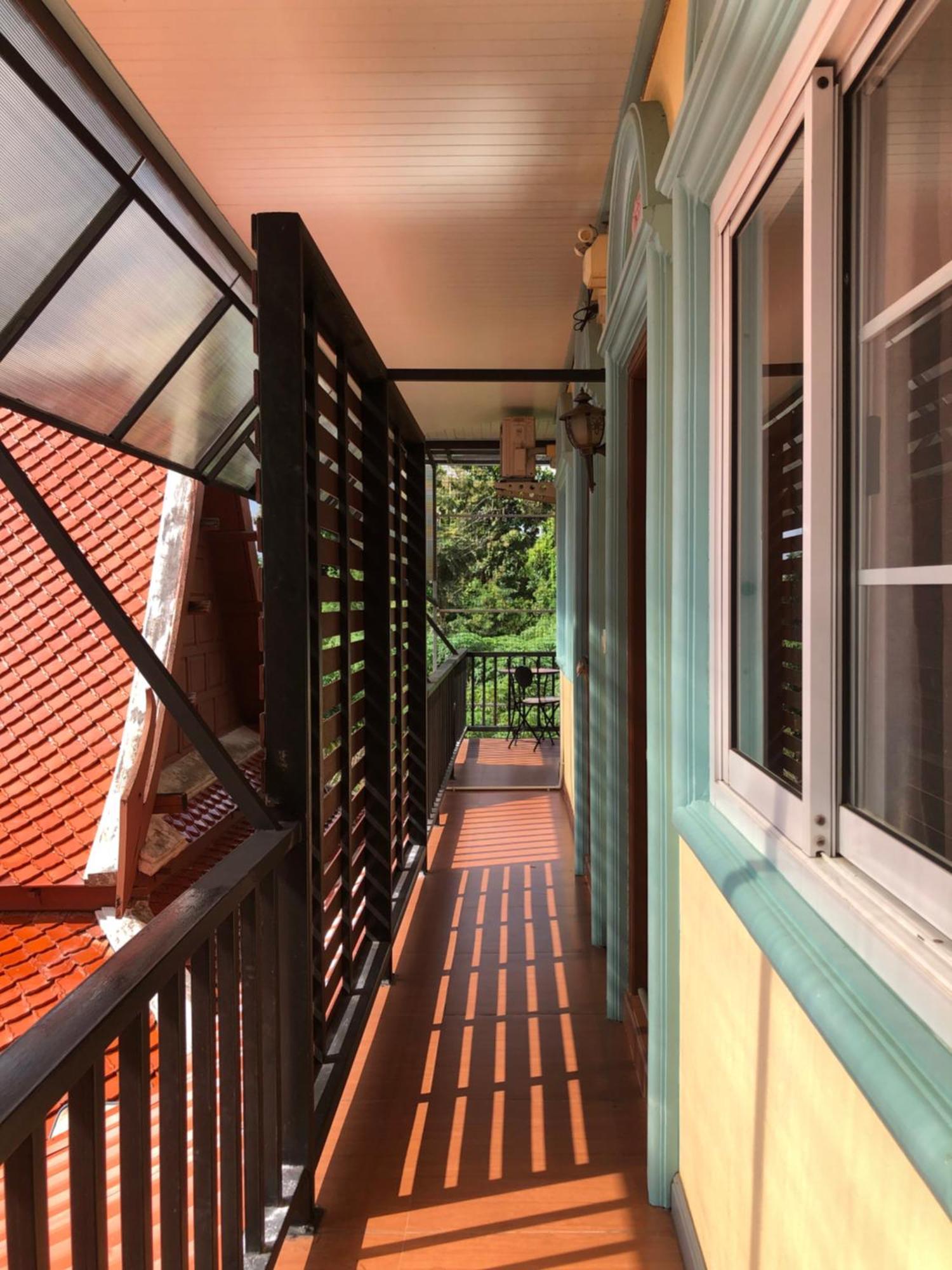Ruen Thai Ban Rim Nam Kamphaeng Phet Dış mekan fotoğraf